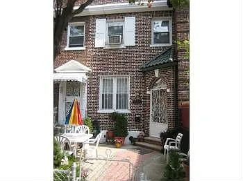 9329 Lafayette Walk photo 1