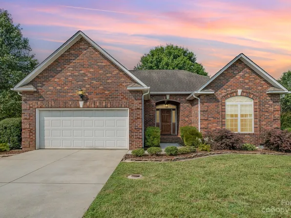 811 Wendermere Cir, Salisbury, NC 28144