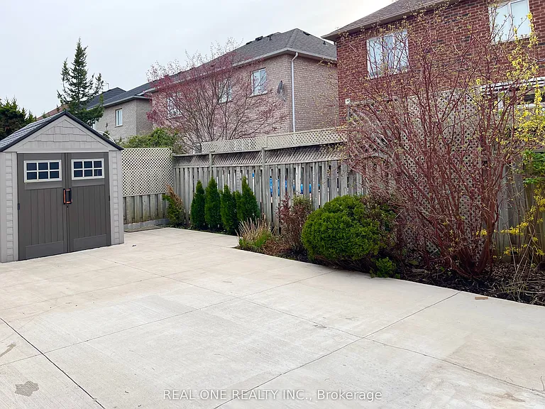 485 English Rose Ln #ONE ENSUITE ON SECON — Photo 14