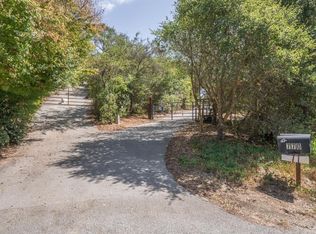 770 Calabasas Rd, Watsonville, CA 95076