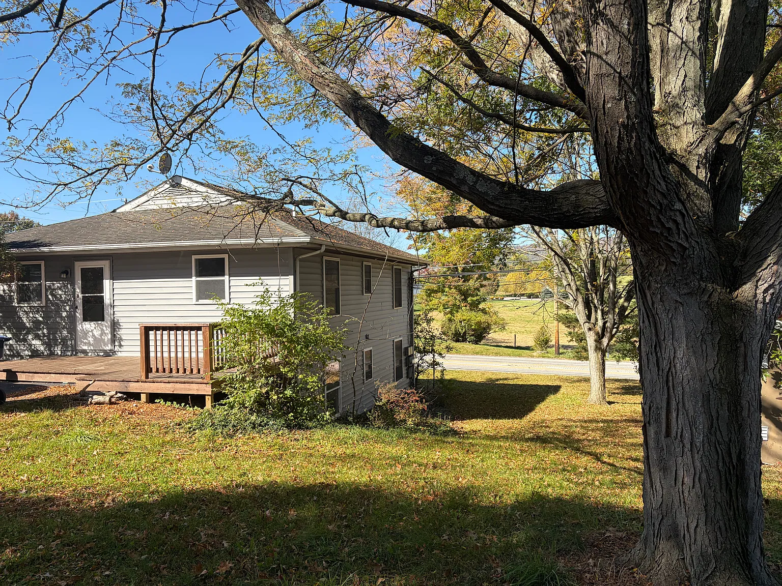 2 bed, 850 sqft, $1,375 — Photo 3