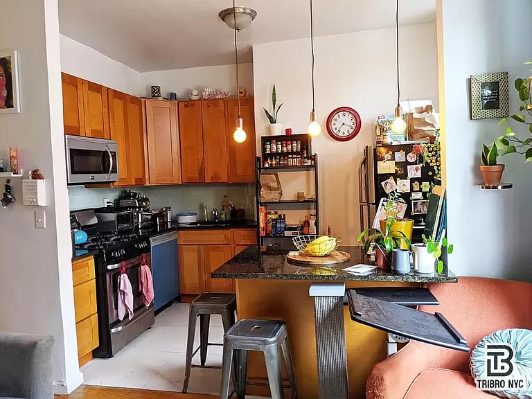 448 Saint Nicholas Ave #2A — Photo 2