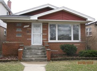 6829 W 63rd Pl, Chicago, IL 60638
