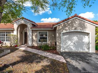 1207 NW 125th Ter, Sunrise, FL 33323