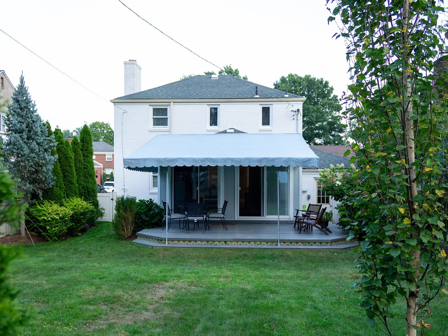 3 bed, 1242 sqft, $2,500 — Photo 3