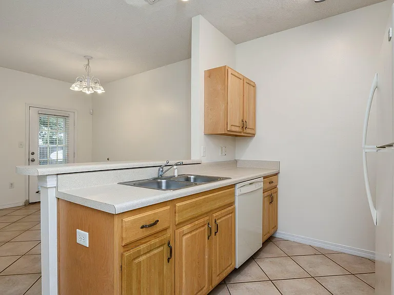 422 Bear Rd NW #B — Photo 11
