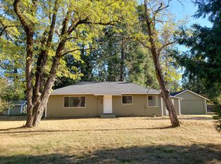 115 Hogue Dr, Selma, OR