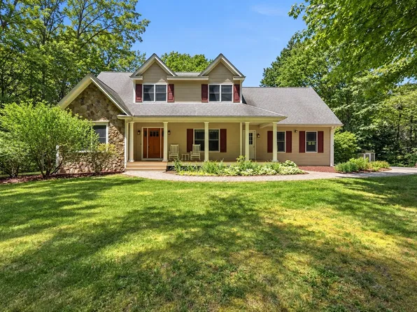 757 Park Hill Rd, Northampton, MA 01062