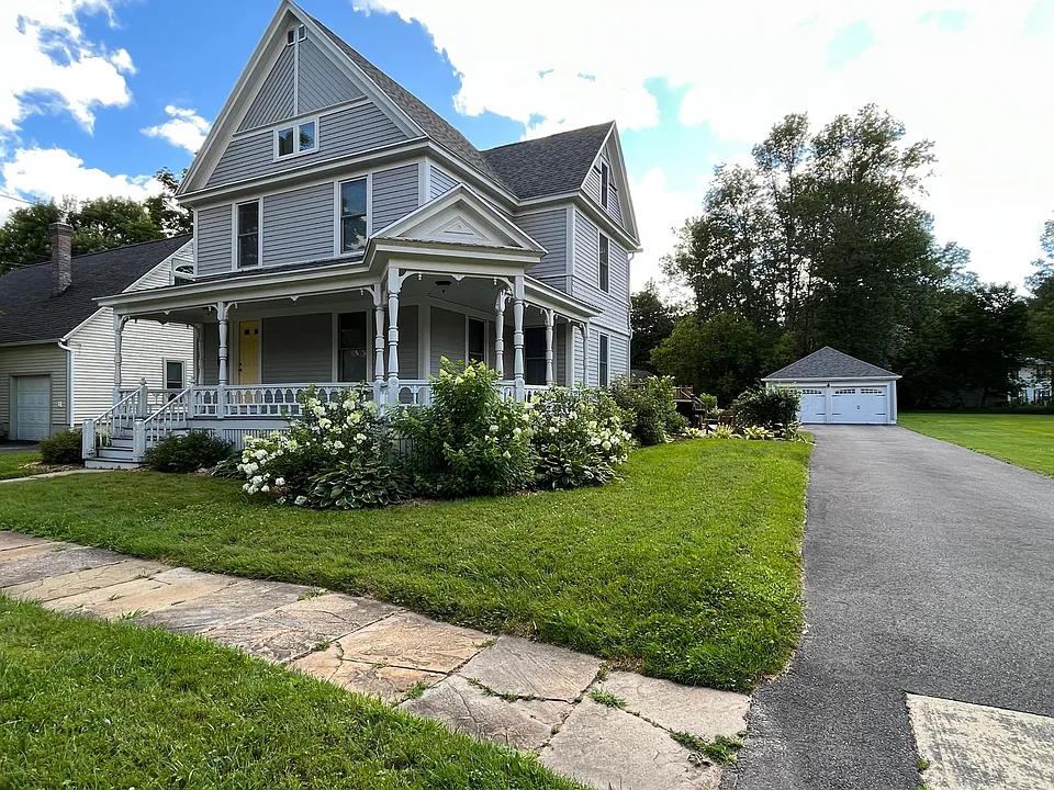 24 Grant St