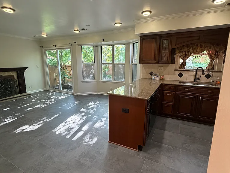 20 Sarahs Grove Ln — Photo 7