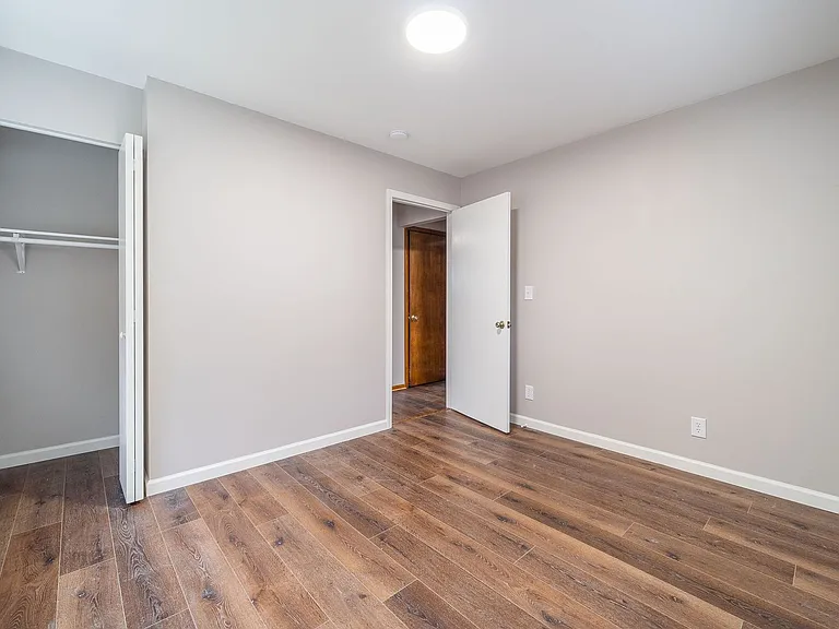 1193 Carolyn Ave — Photo 8