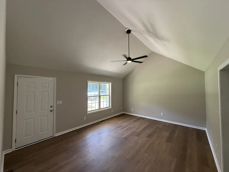 288 Augustine Dr — Photo 11
