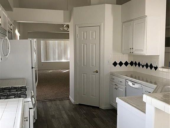 4th image of 708 Jacob Julio Ave