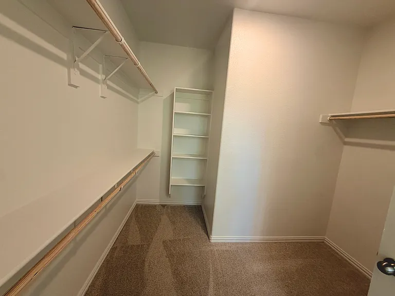 1609 Gulin St — Photo 17