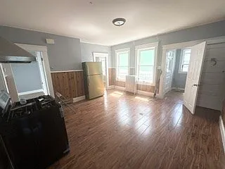 234 W 6th St #1 — Photo 13