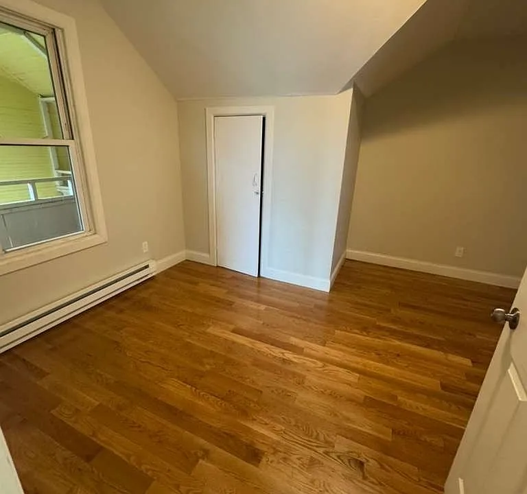 161 Edgewood Ave