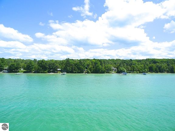 5th image of 4188 S East Torch Lake Dr