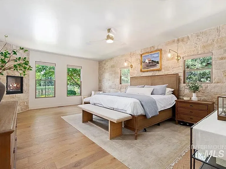 966 W Watersford Dr — Photo 18