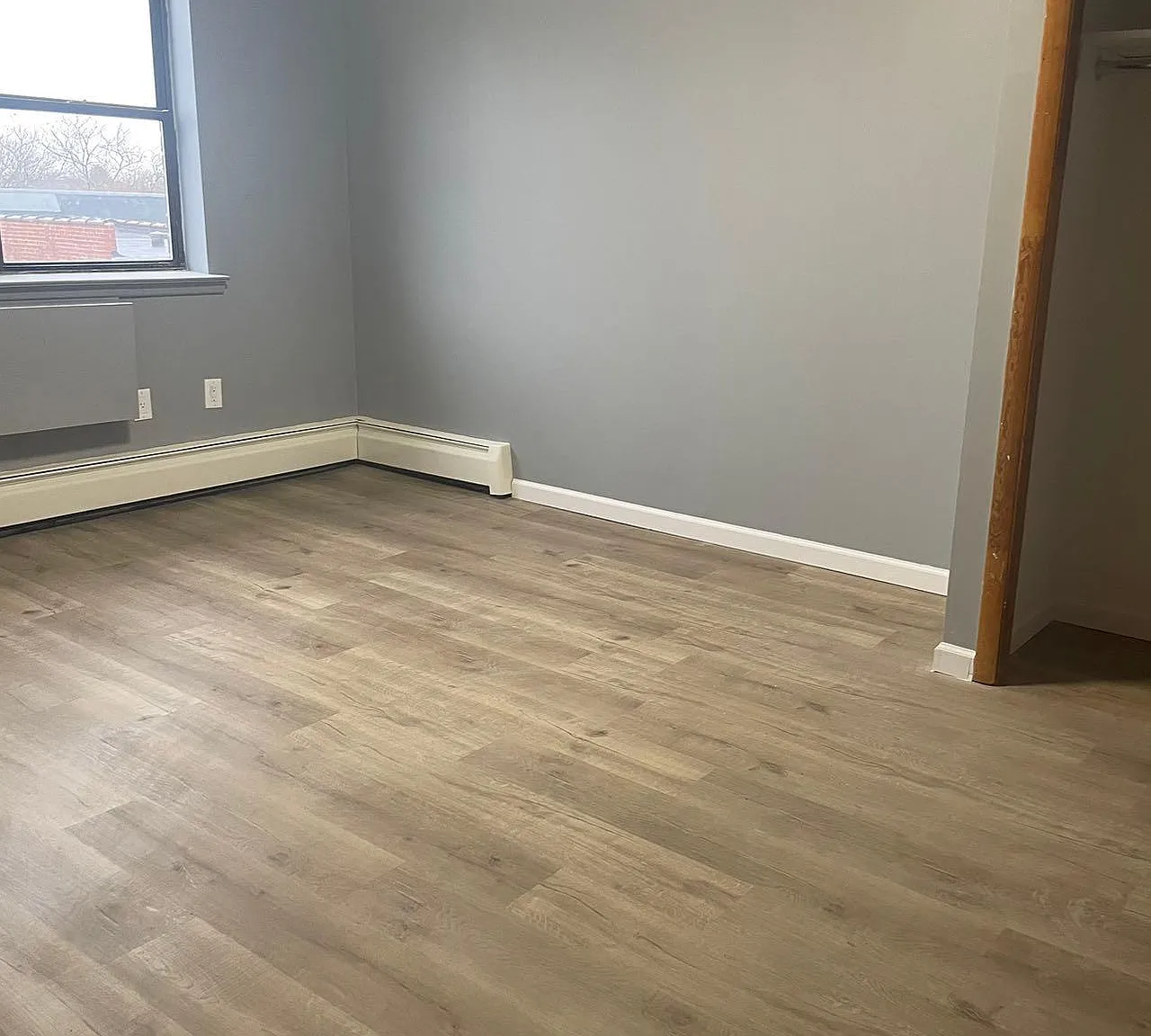 635 Vincent Ave — Photo 3