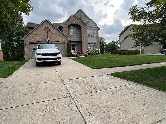 2nd image of 5430 Wentworth Dr