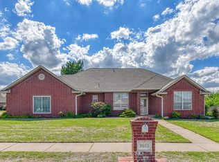 9605 S Hillcrest Dr, Oklahoma City, OK 73159