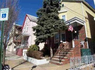 11 E 27th St, Bayonne, NJ 07002