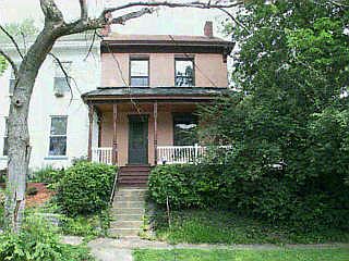 1st image of 114 S Cherry St
