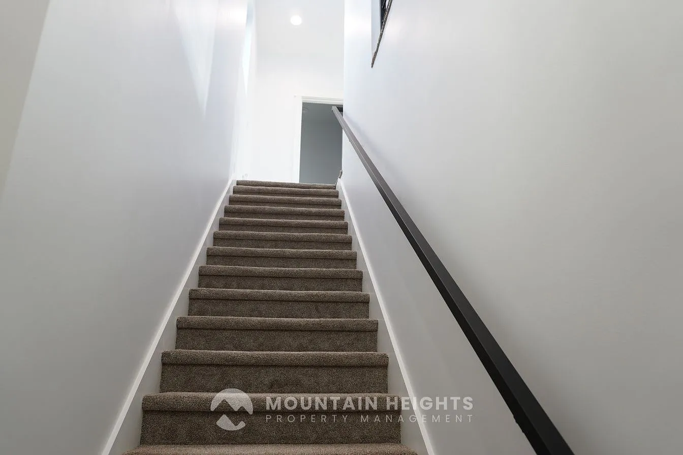 1 bed, 1.0 bath, 761 sqft, $1,600 — Photo 3