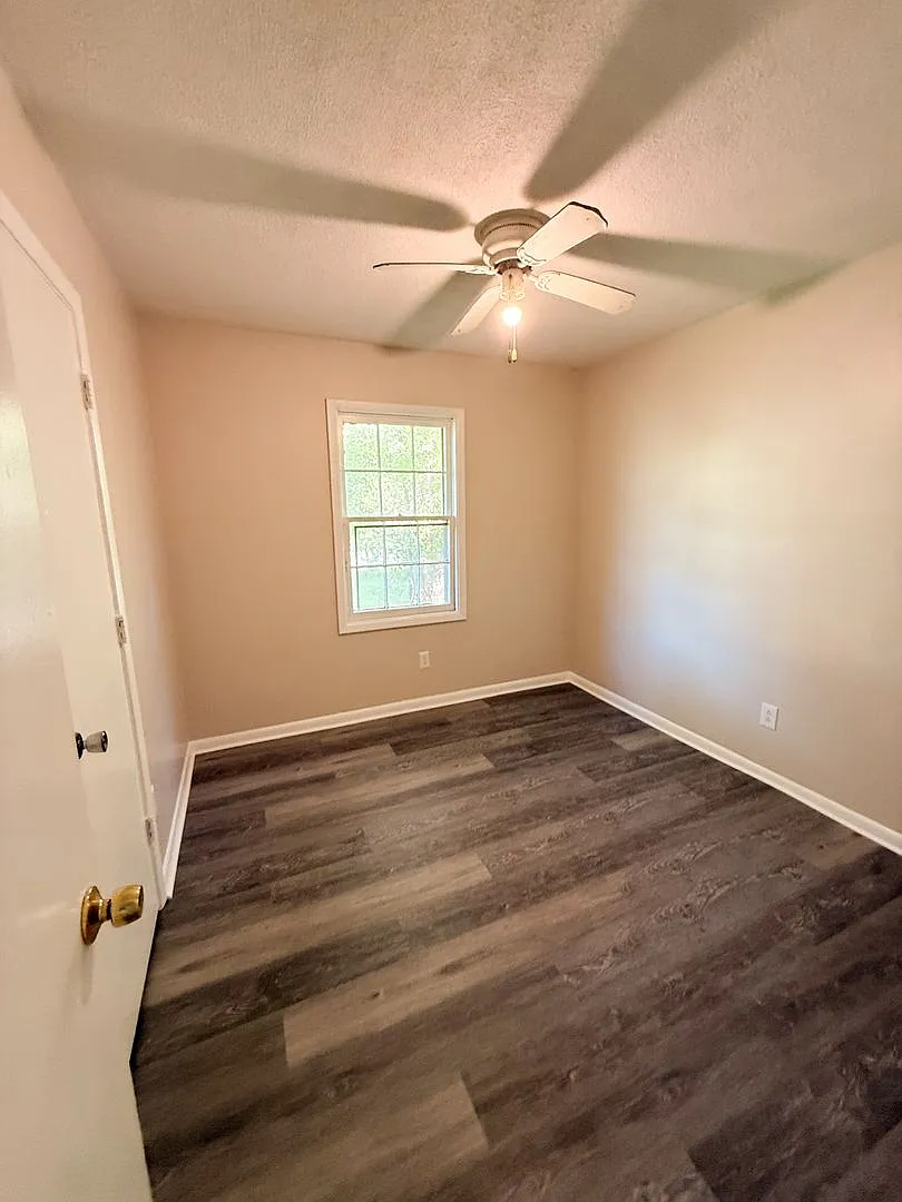 807 Ponderosa Dr. Valdosta, GA 31601 — Photo 3