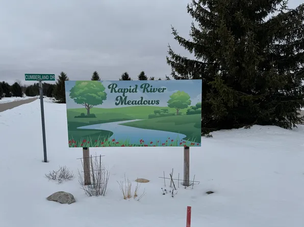 9091 Cumberland Dr NE, Mancelona, MI 49659