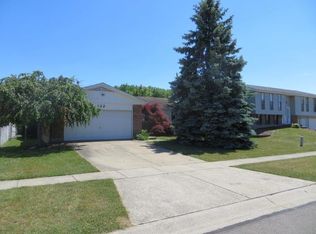 122 Country View Dr, Harrison, OH 45030