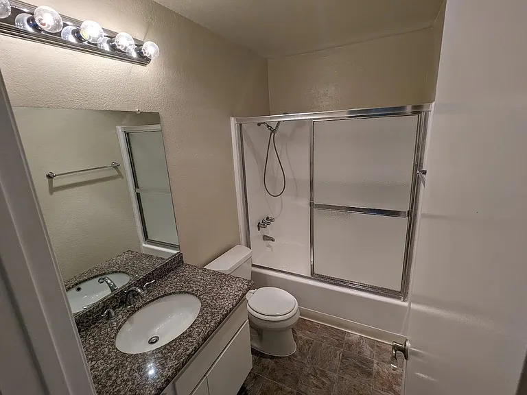 225 W Verdugo Ave #114 — Photo 14