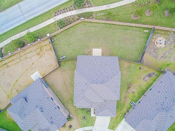 4th image of 2926 Indwarra Ct