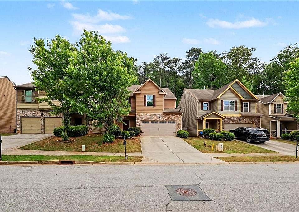 1st image of 2780 Lakeview Walk