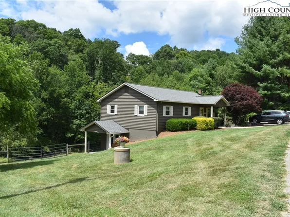 4240 Walnut Branch Church Road, Sparta, NC 28675