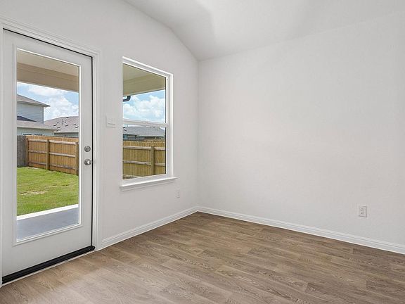 4th image of 598 Globe Mallow Cir