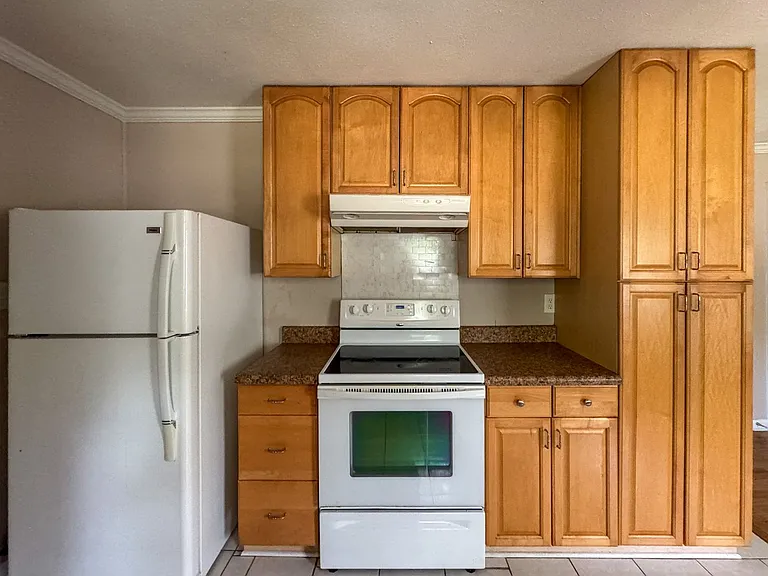 7228 Ainsley St — Photo 8