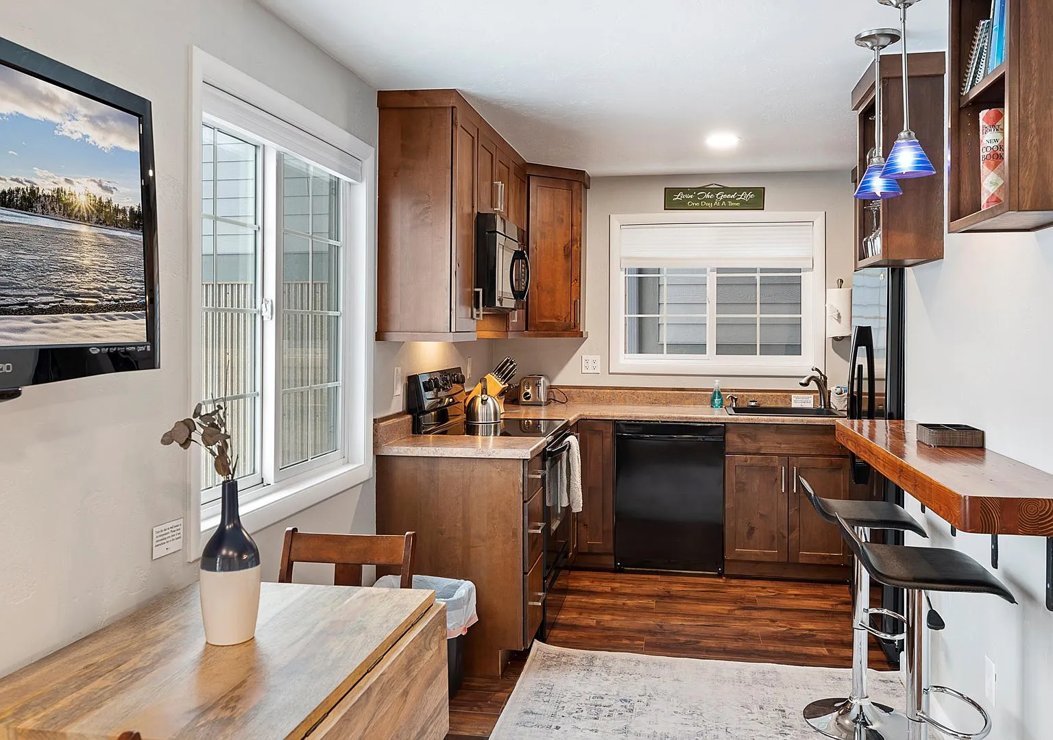 1 bed, 600 sqft, $1,600 — Photo 4