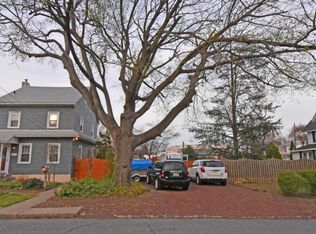 4415 McMenamy St, Philadelphia, PA 19136