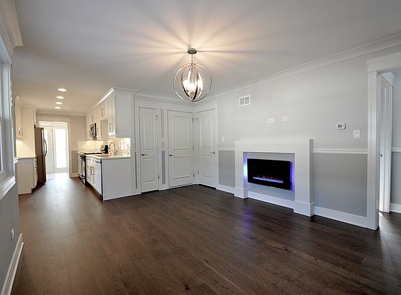 4th image of 1224 E 166th St