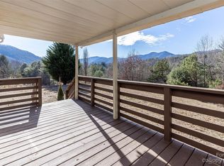 34 Aladdin Dr, Leicester, NC 28748