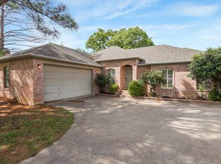 4919 Saddleback Rd, Arlington, TX 76017