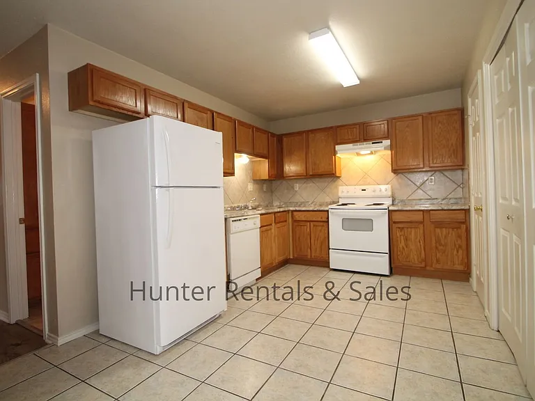 5006A John David Dr — Photo 8