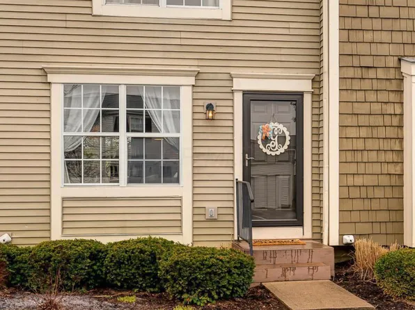 5075 Singleton Dr, Hilliard, OH 43026