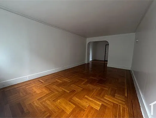4755 White Plains Rd #4C — Photo 6