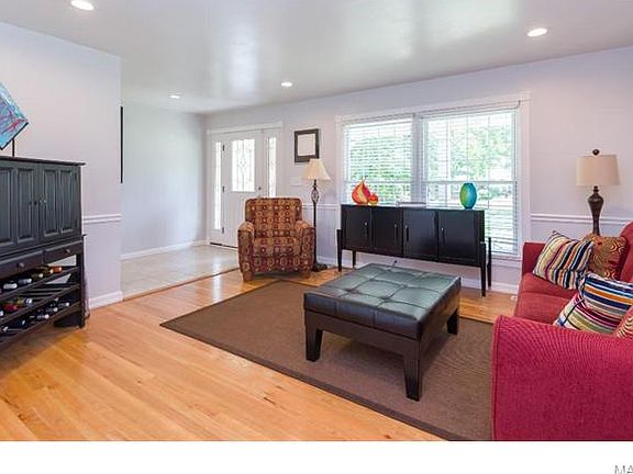 5th image of 455 Hill Trail Dr