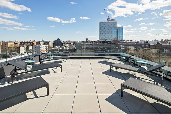 Rented by Compass | media 10