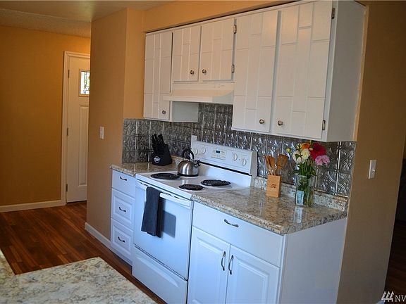 5th image of 17401 8th Avenue Ct E