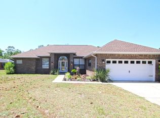 2563 2nd Ct, Navarre, FL 32566