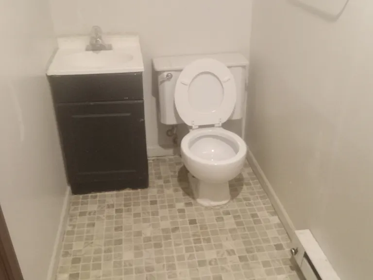 1950 N Illinois Ave #6 — Photo 5
